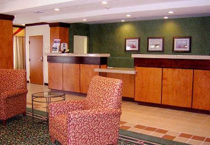 Fairfield Inn & Suites Marianna Beltér fotó